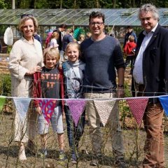 Schoolkinderen uit Essen gaan samentuinen 