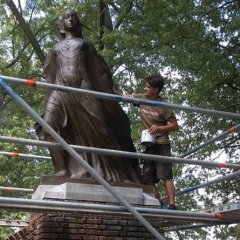 Beelden in gemeentepark Boom stralen weer