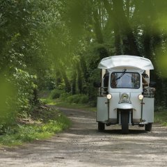 De eTuktuks in Laakdal rijden uit