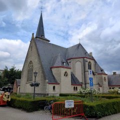 Dak Borsbeekse Sint-Jacobuskerk schittert weer als tevoren