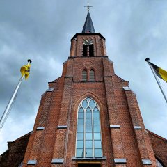 Kerktoren Sint-Jan-in-d’Oliekerk Vremde in nieuw kleedje