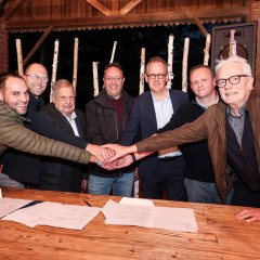 Handelshuurovereenkomst Het Hof officieel ondertekend