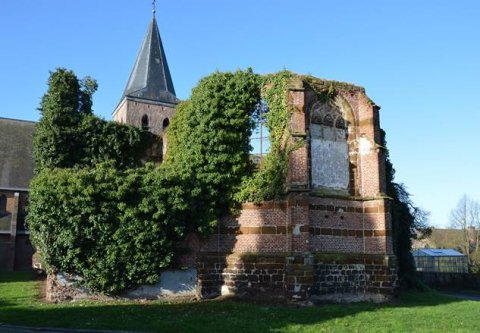 Toekomst voor kerkruïne in Westmeerbeek