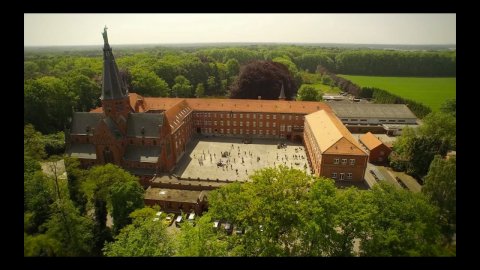Stichting Kempens Landschap en KOBA Noorderkempen kopen kapel, klooster- en schoolgebouwen in Essen