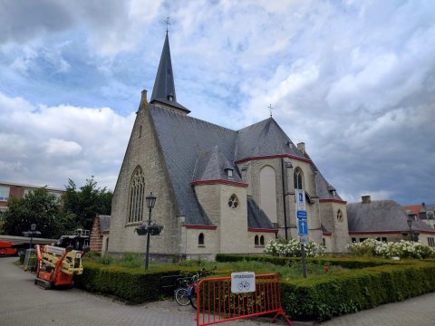 Dak Borsbeekse Sint-Jacobuskerk schittert weer als tevoren