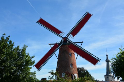 Stenen Molen Oelegem officieel ingehuldigd