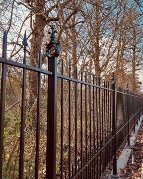 Hekwerk George van Raemdonckpark terug na restauratie